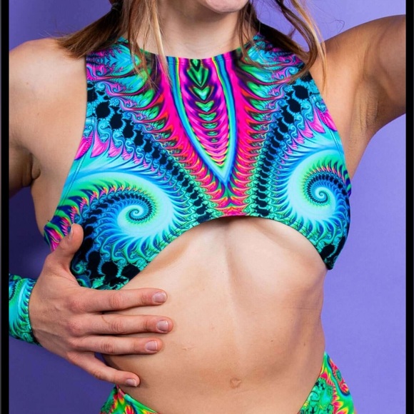 FRW crop top - Picture 4 of 4